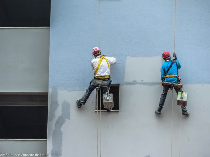Choosing the right protective coating for commercial buildings