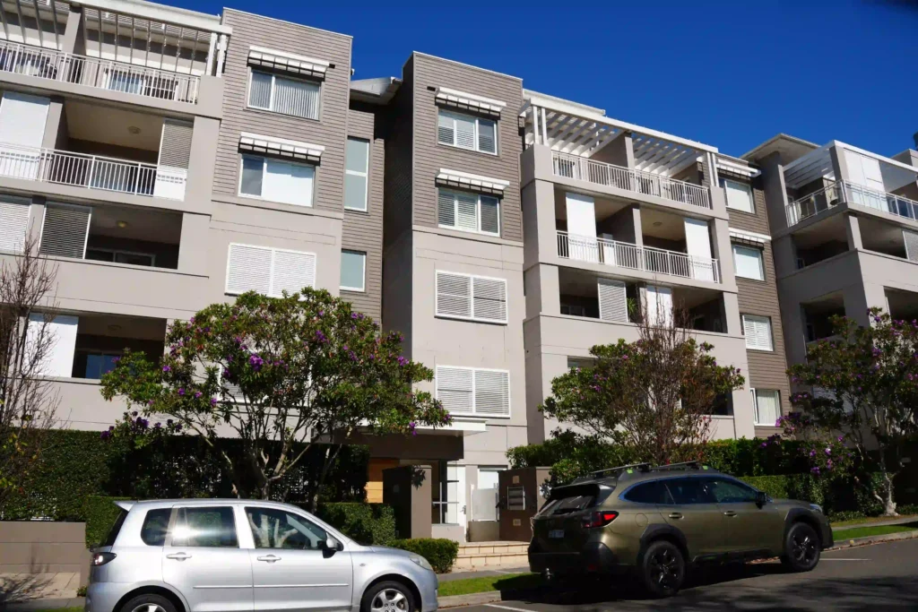 Observatory Hills & Multiple Projects, Breakfast Point