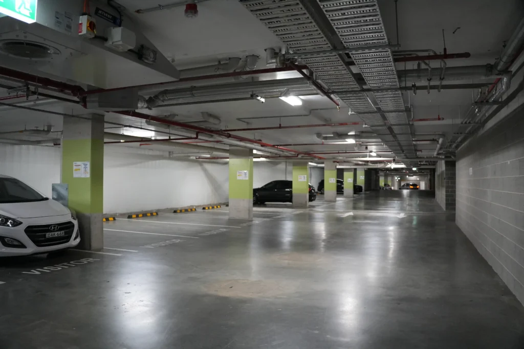 Montane Apartments