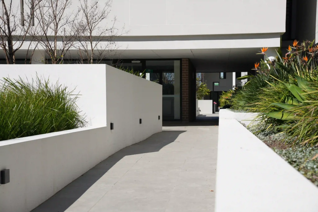 Montane Apartments