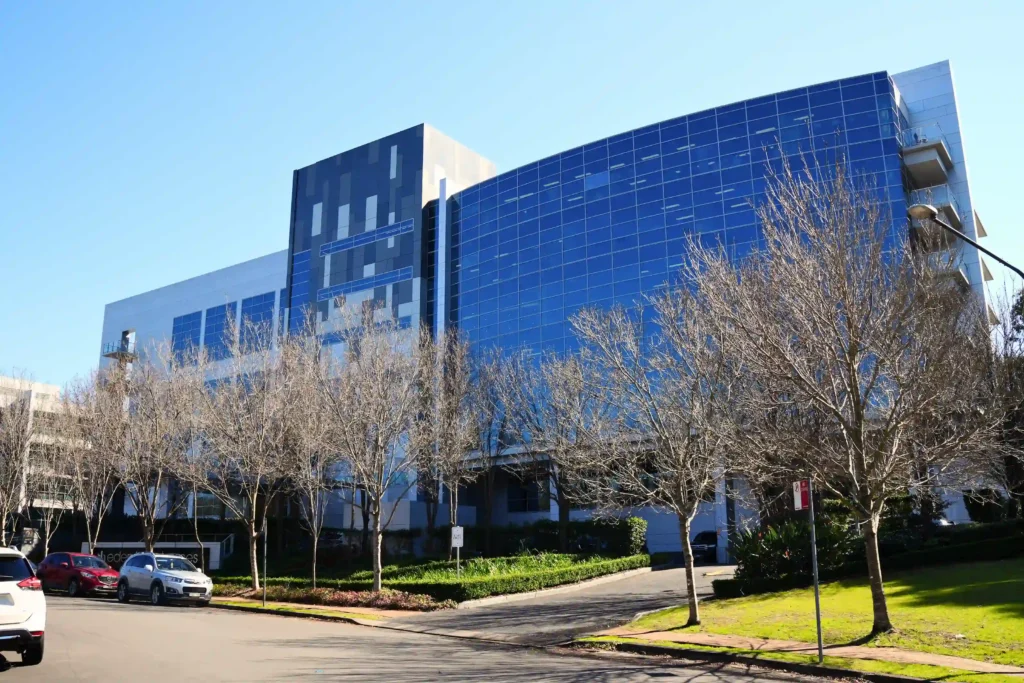 2 Burbank Place